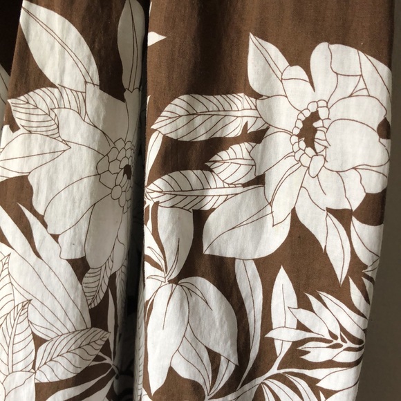 Bcbgmaxazria brown skirt with white flowers size 0 - Picture 2 of 4